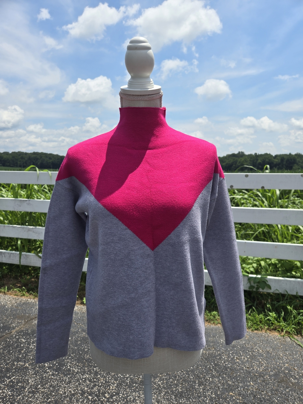 Cynthia Rowley Hot Pink Chevron Mock Neck Sweater with Gray Body